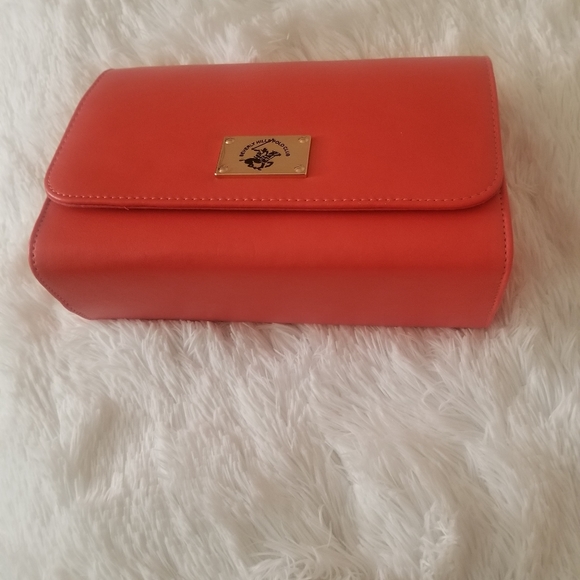 Purse - Picture 3 of 3